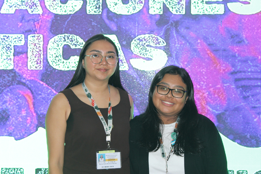 Sofia Mendoza and Melissa Caceres both from Latinas por el Clima presenting in the Climate reparation hub.