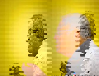 Film: Mama Chicken & The Elephant